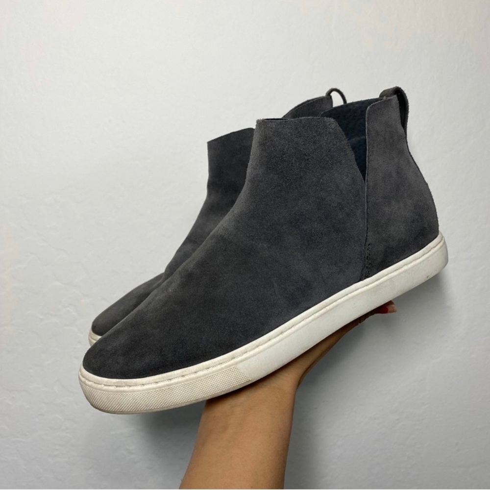Birdies Men’s 10.5 The Falcon Gray Suede Slit Slip on Bootie Sneakers High Top